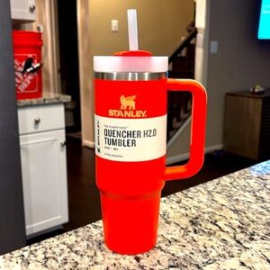 30oz Stanley Tumbler - tigerlilly color